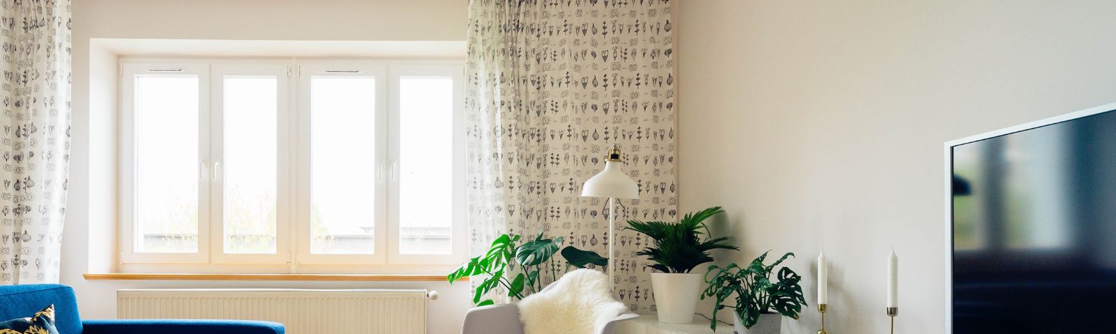 Motorized Blinds & Shades, Universal City
